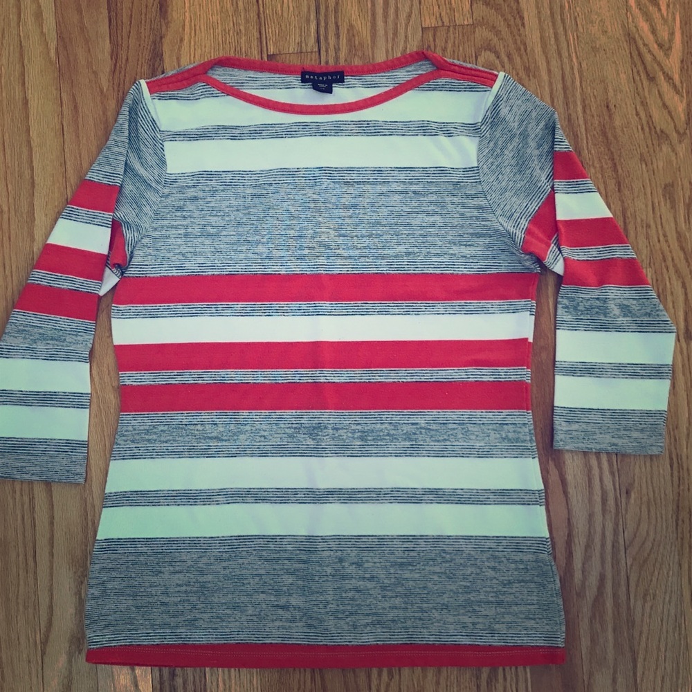 Metaphor Sweater Size Large CUTE